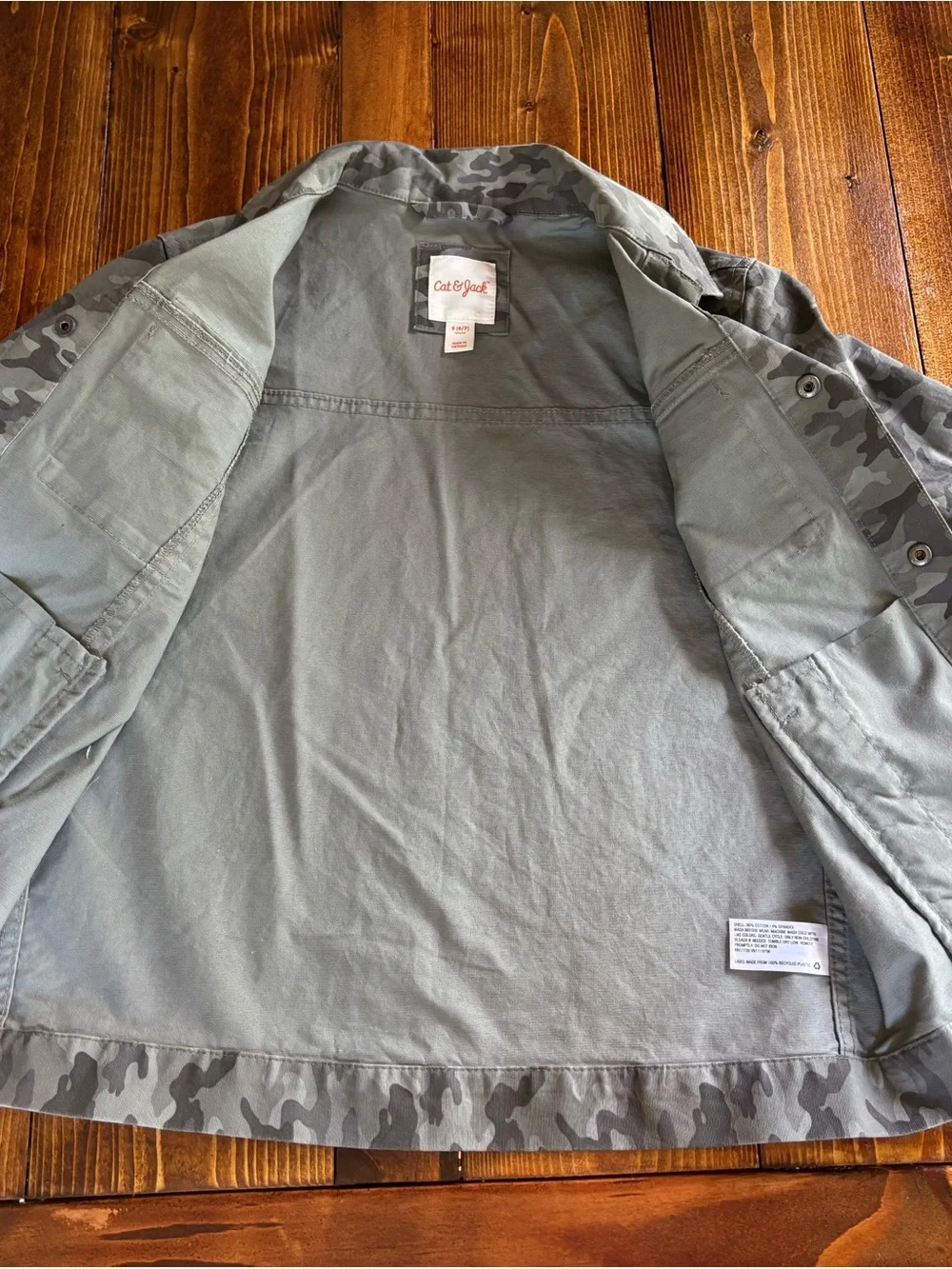 Cat & Jack Girls Gray Camo Utility Jacket Snap Front Cotton Stretch Size S 6/7